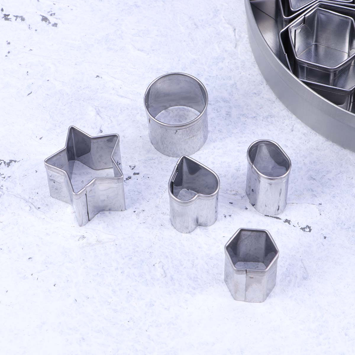 Conjunto de 24 cortadores de b - Baking Kitchen Set avaliação e preço